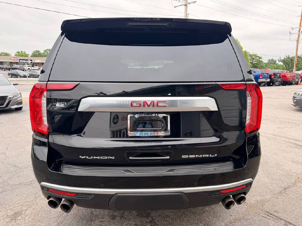 2021 GMC Yukon Image 7