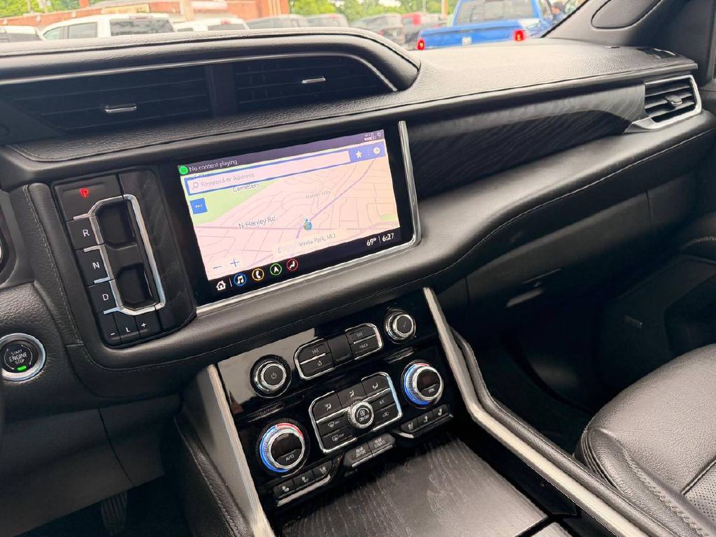 2021 GMC Yukon Image 22
