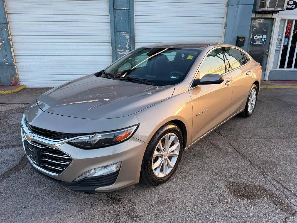 2023 Chevrolet Malibu Image 3