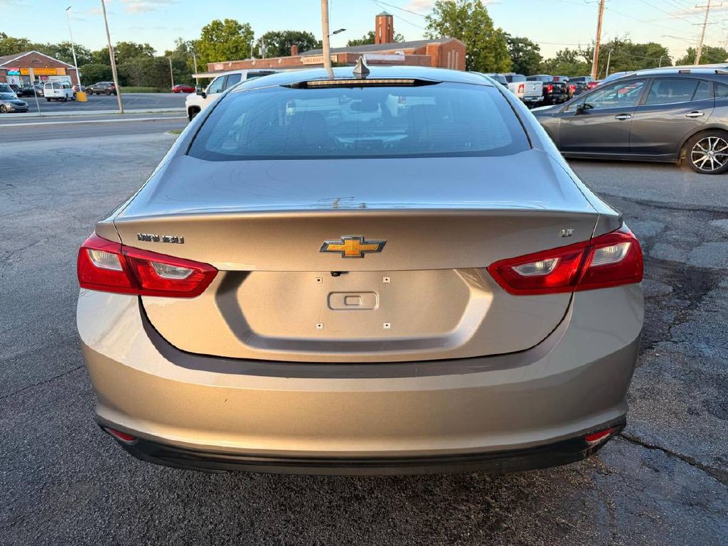 2023 Chevrolet Malibu Image 7