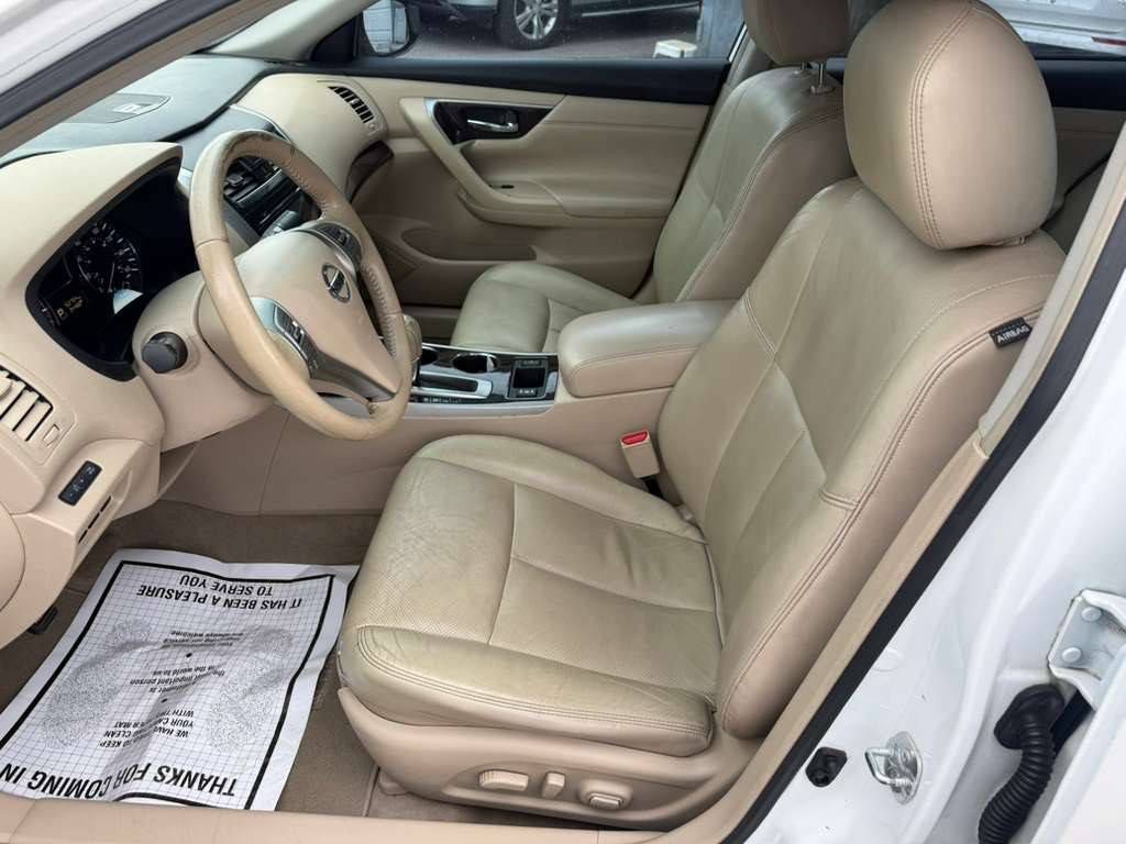 2013 Nissan Altima Image 11
