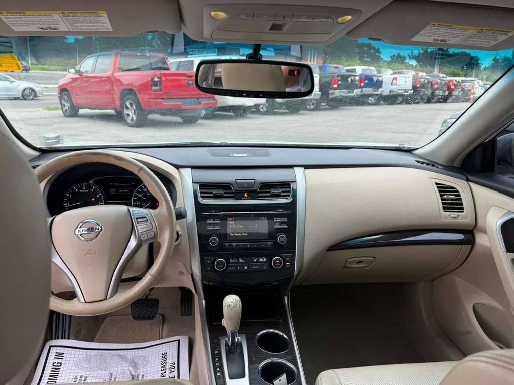 2013 Nissan Altima Image 15