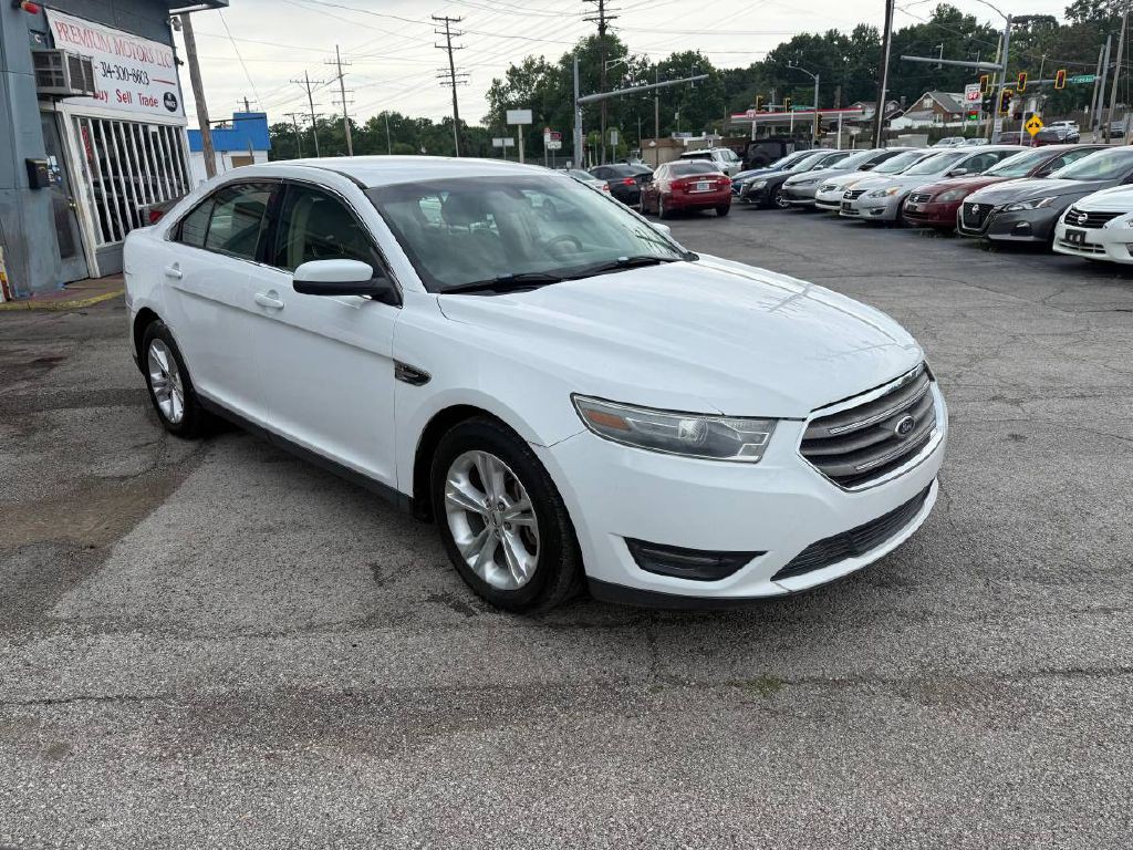 2014 Ford Taurus Image 1