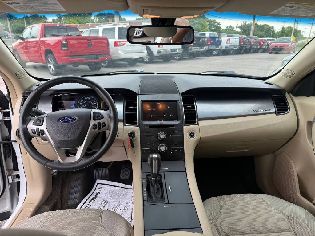 2014 Ford Taurus Image 14