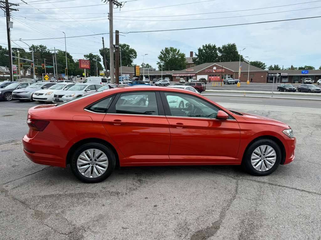 2019 Volkswagen Jetta Image 4