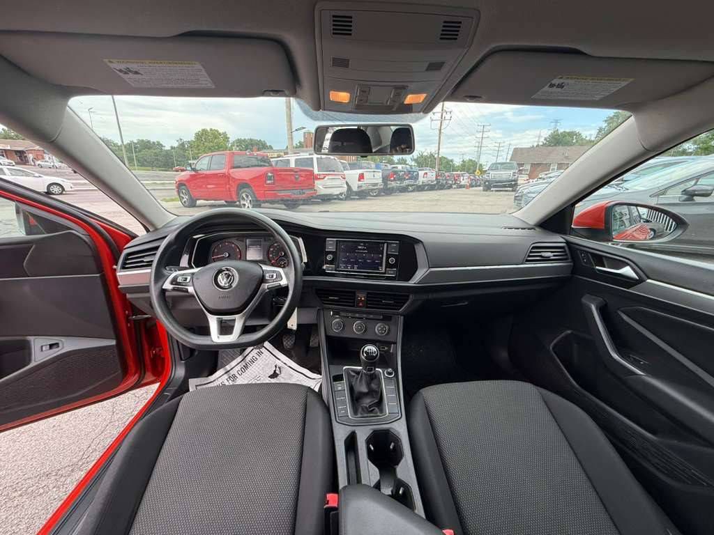 2019 Volkswagen Jetta Image 16
