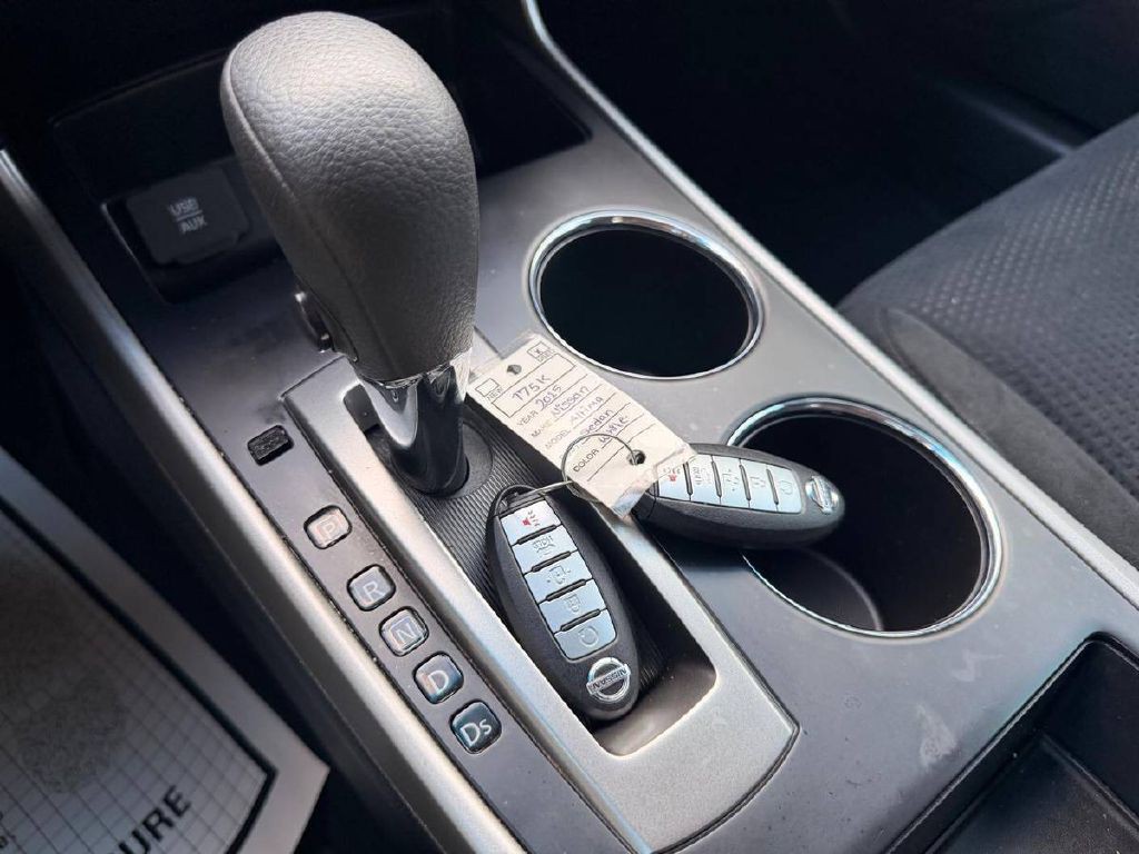 2015 Nissan Altima Image 19