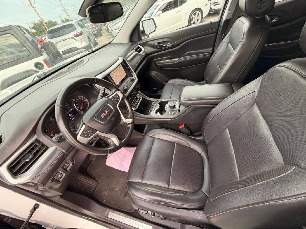 2020 GMC Acadia Image 10