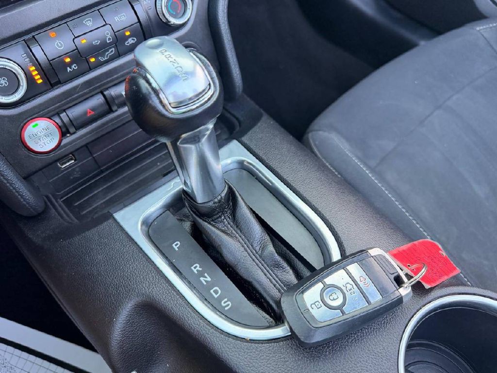 2019 Ford Mustang Image 20