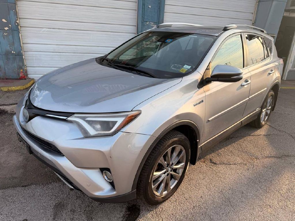 2017 Toyota Rav4 Image 3