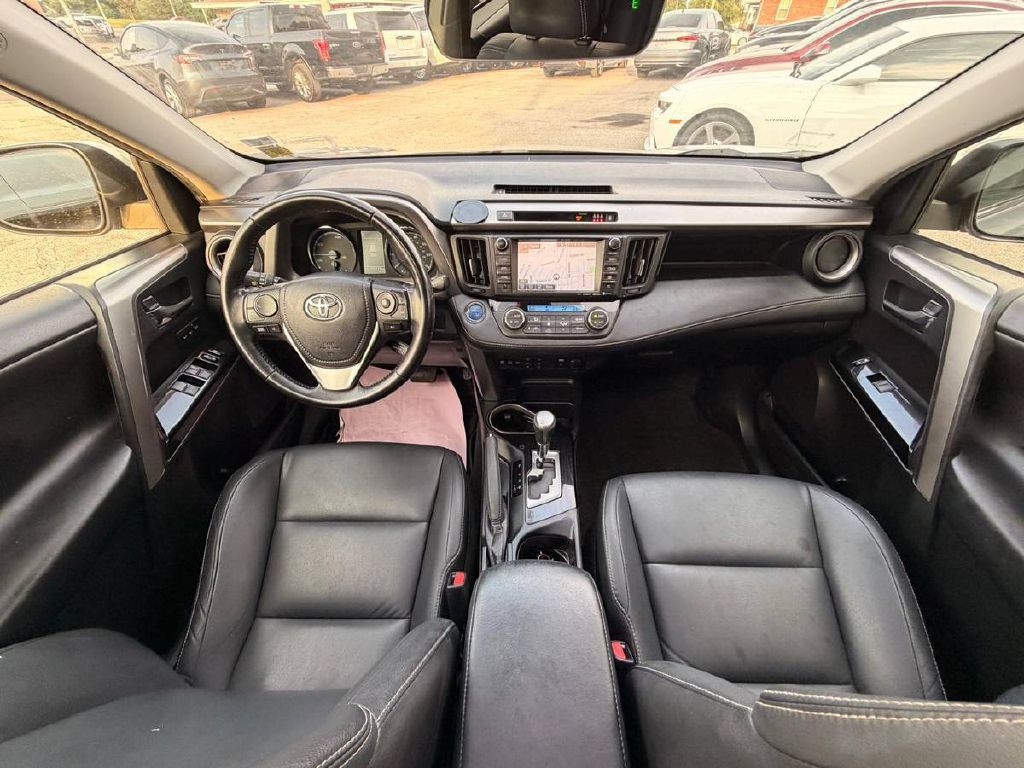 2017 Toyota Rav4 Image 15