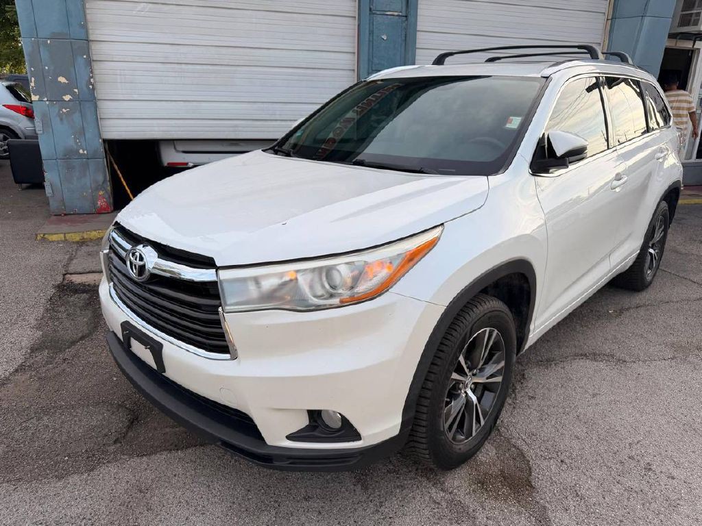2016 Toyota Highlander Image 3