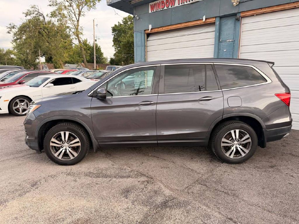2017 Honda Pilot Image 5