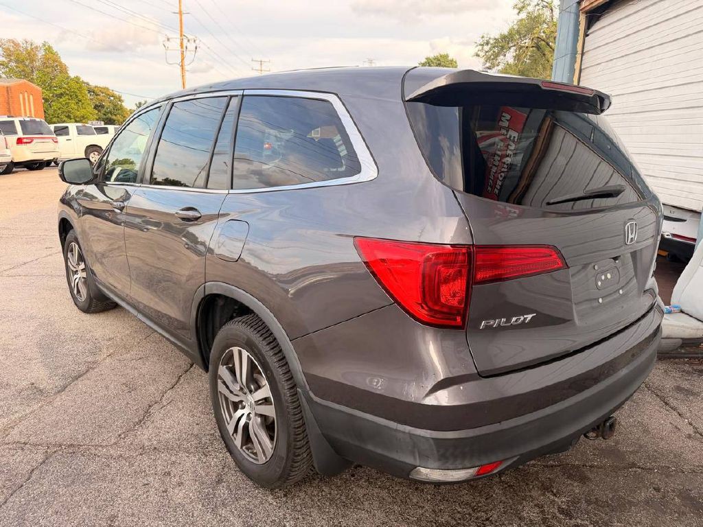 2017 Honda Pilot Image 8