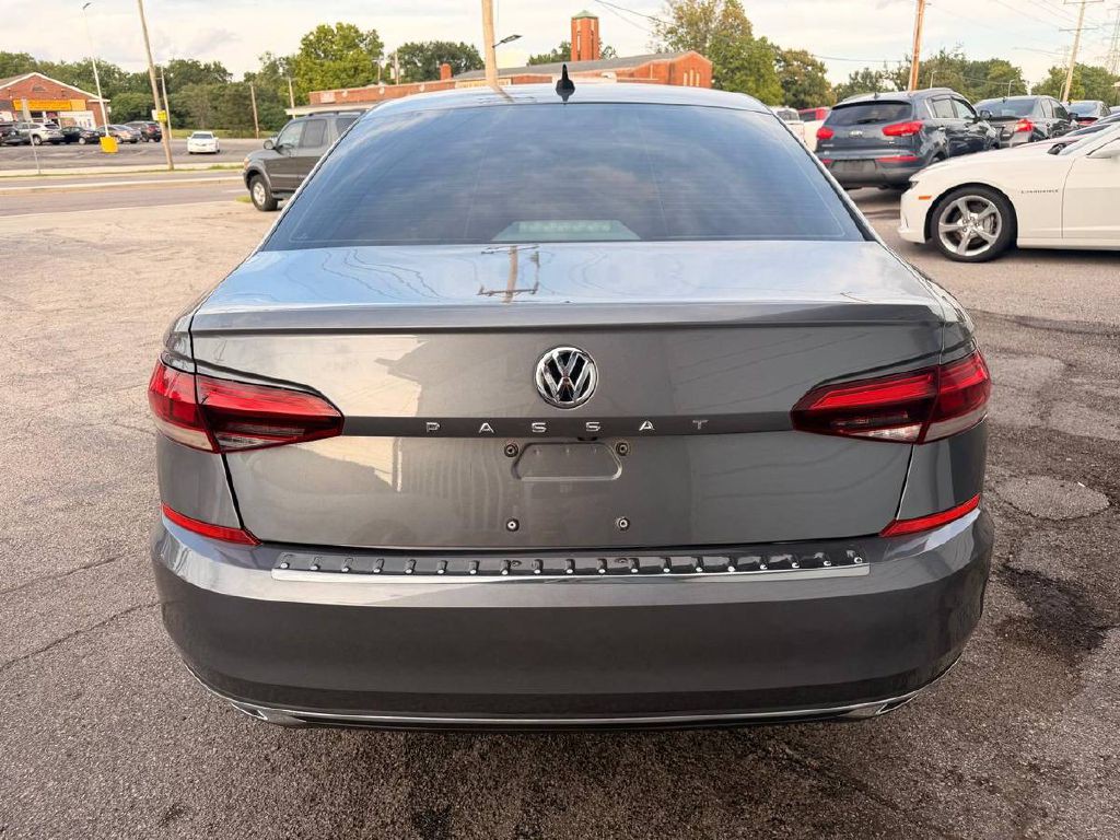 2022 Volkswagen Passat Image 7