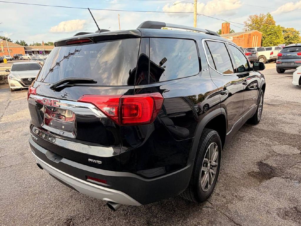 2017 GMC Acadia Image 6
