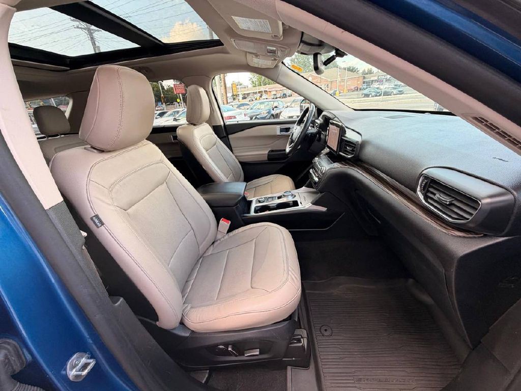 2020 Ford Explorer Image 11