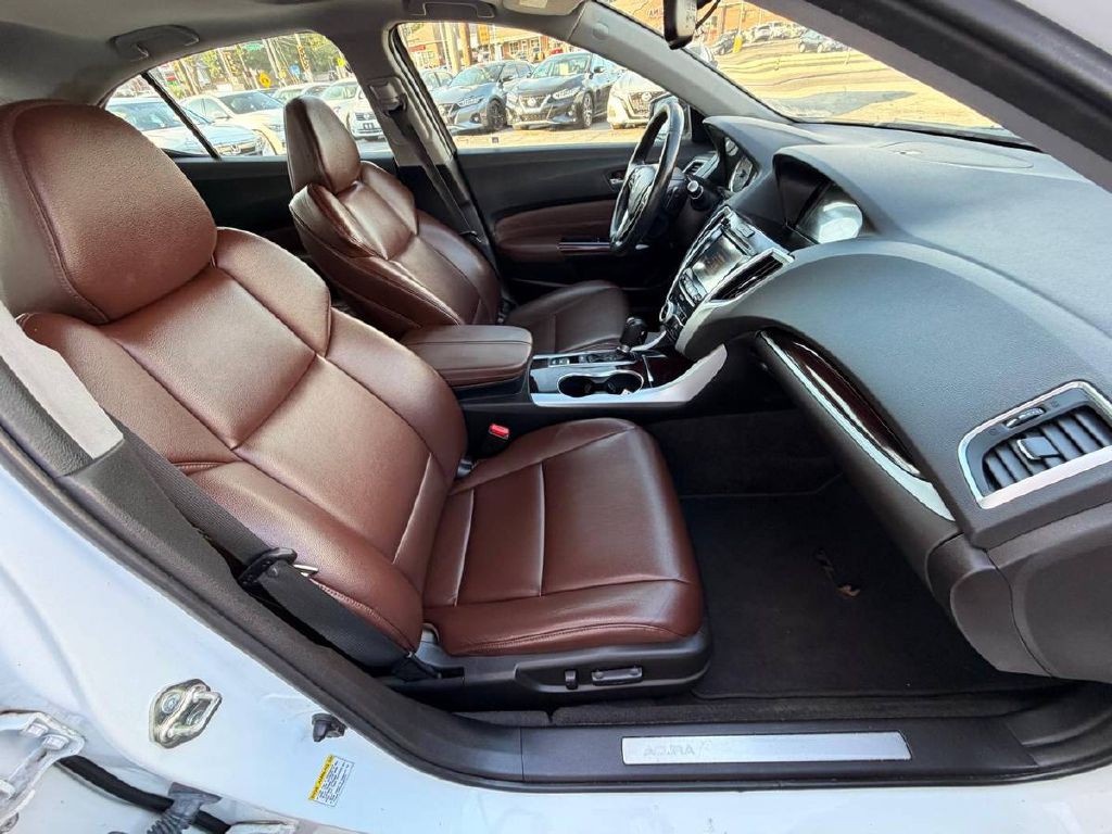 2016 Acura TL Image 12