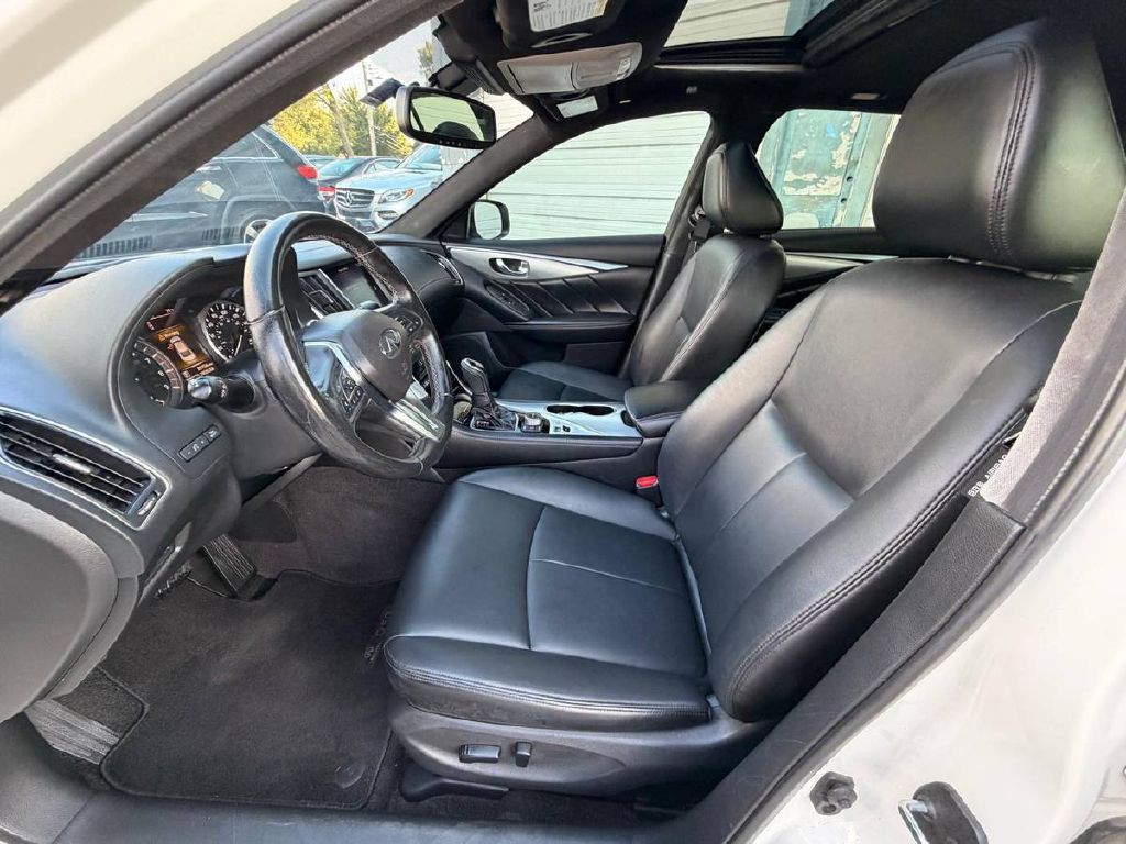 2020 INFINITI Q50 Image 9