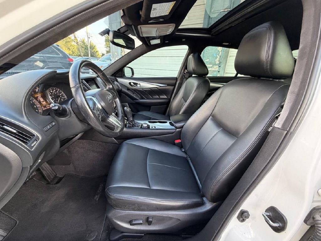 2020 INFINITI Q50 Image 10