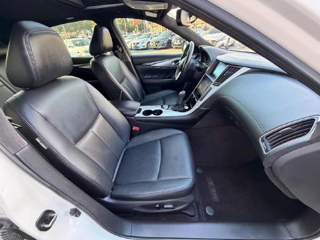 2020 INFINITI Q50 Image 12