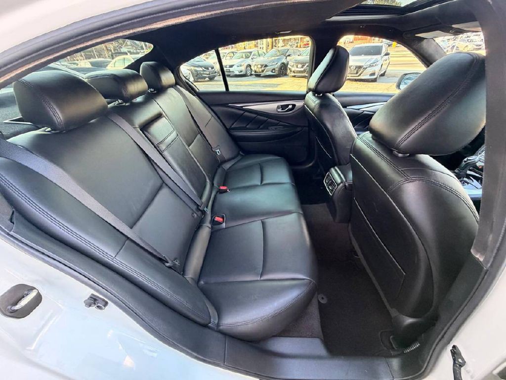 2020 INFINITI Q50 Image 15
