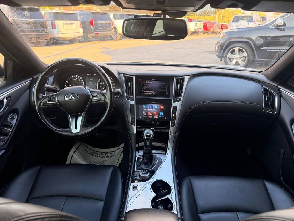 2020 INFINITI Q50 Image 17