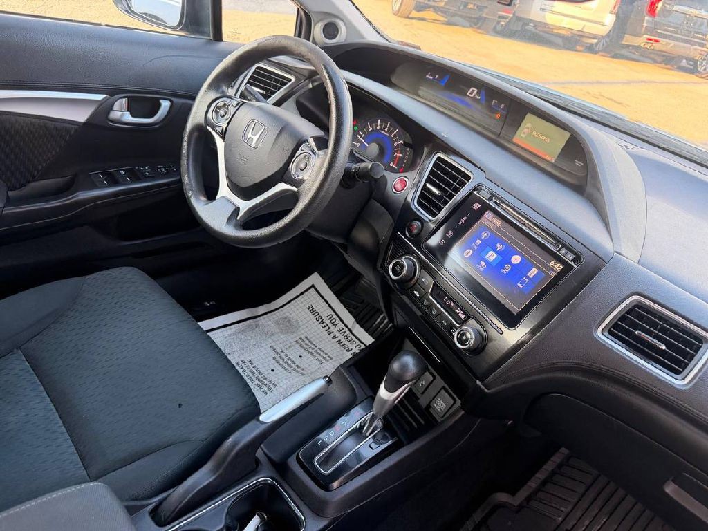 2015 Honda Civic Image 10