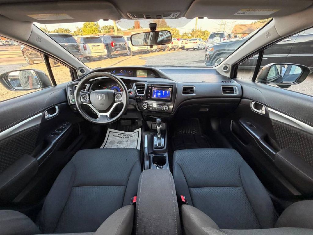 2015 Honda Civic Image 15