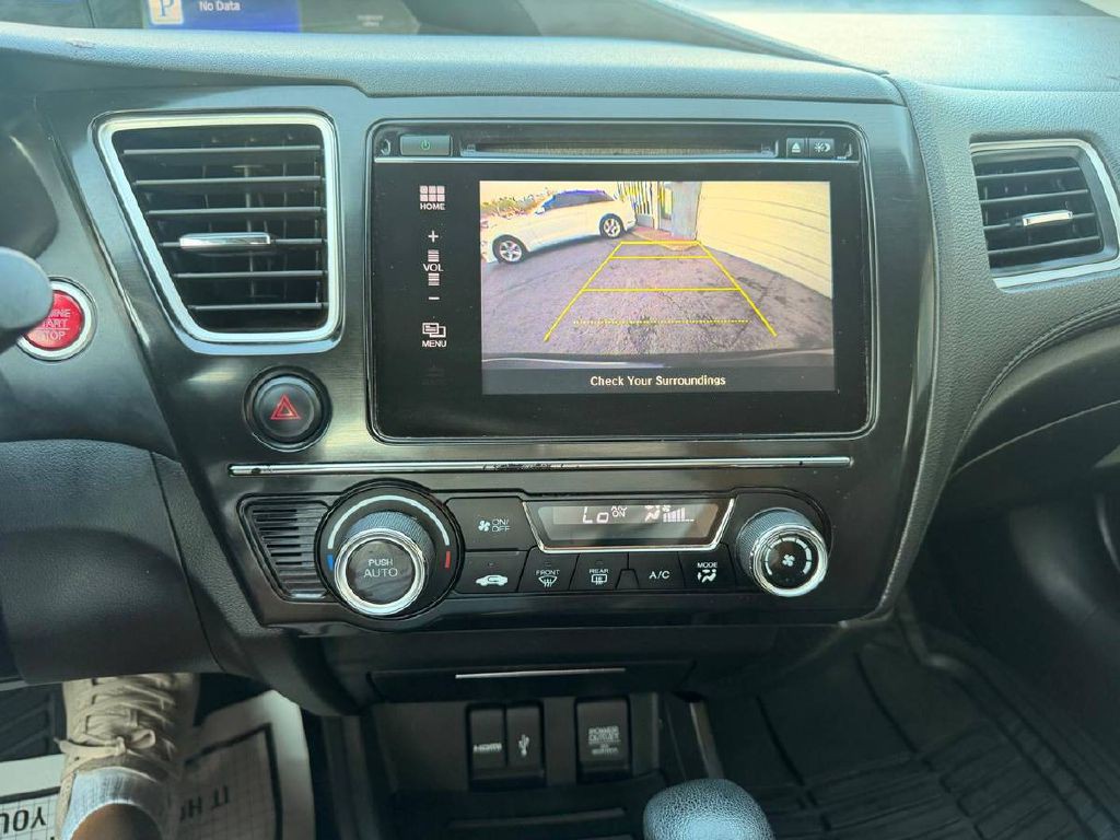 2015 Honda Civic Image 18