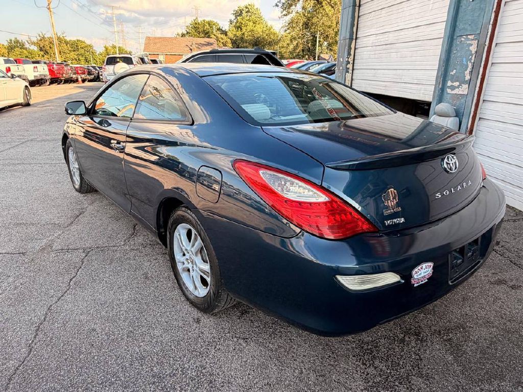 2007 Toyota Camry Image 8