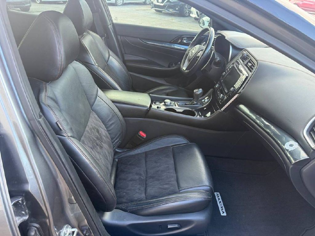 2023 Nissan Maxima Image 8
