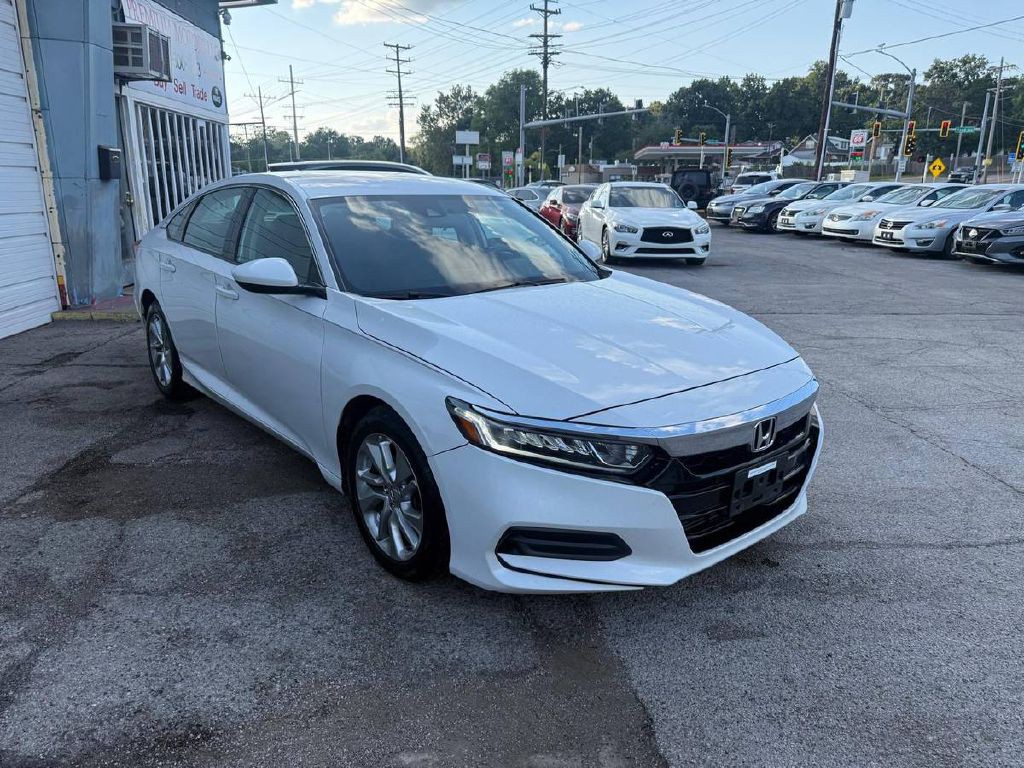 2018 Honda Accord Image 1