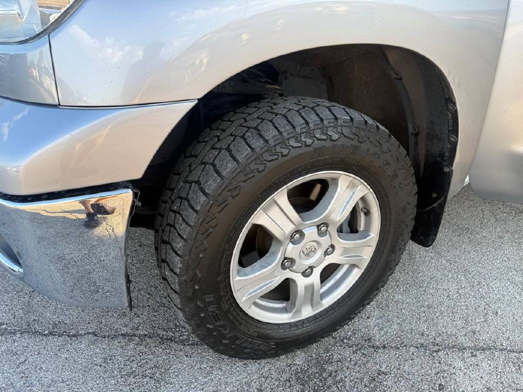 2011 Toyota Tundra Image 21