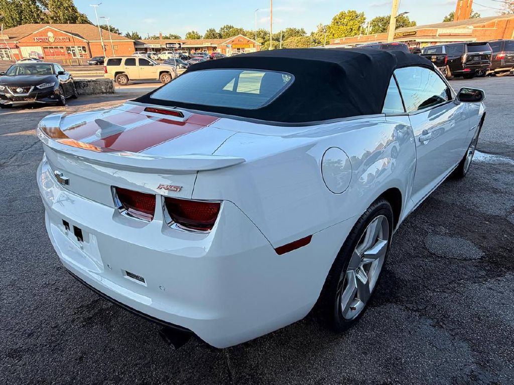 2011 Chevrolet Camaro Image 6