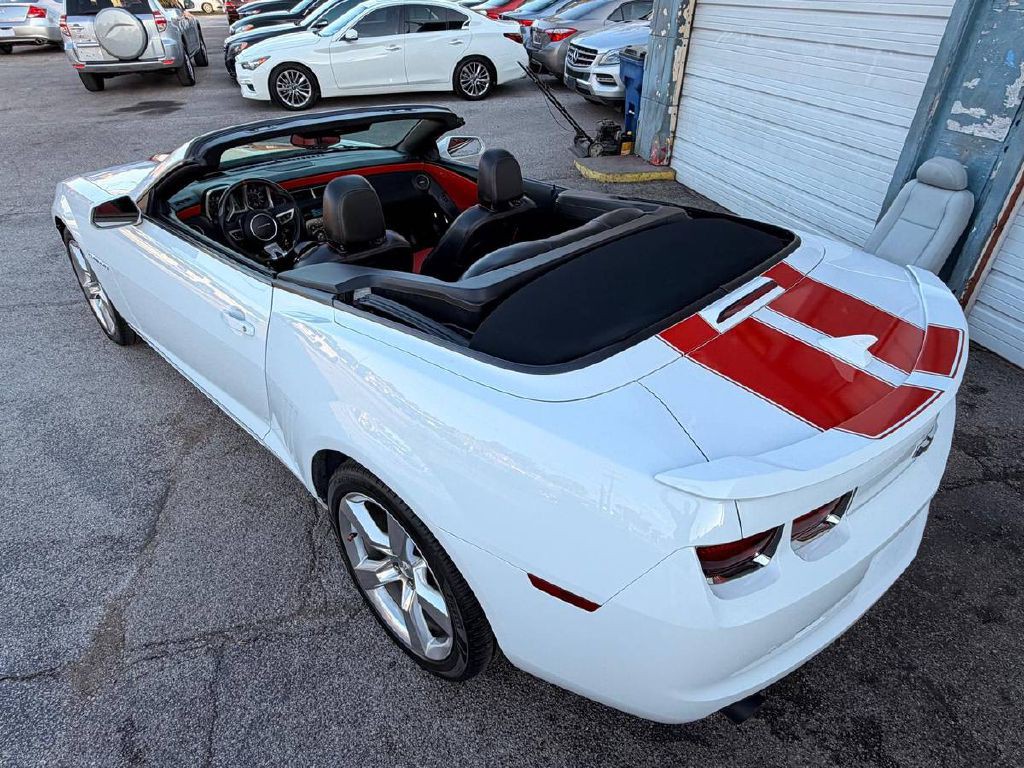 2011 Chevrolet Camaro Image 11