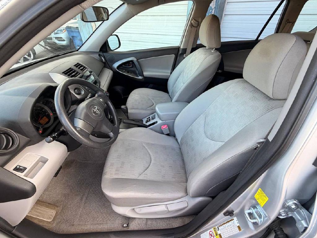 2009 Toyota Rav4 Image 9