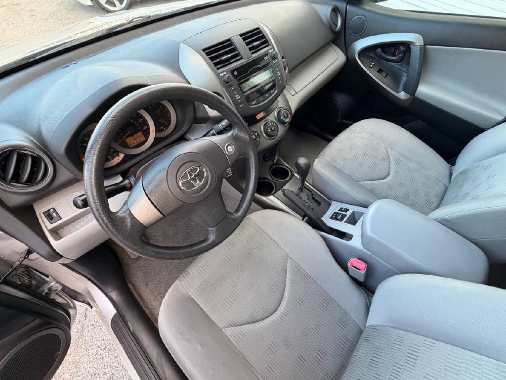 2009 Toyota Rav4 Image 10
