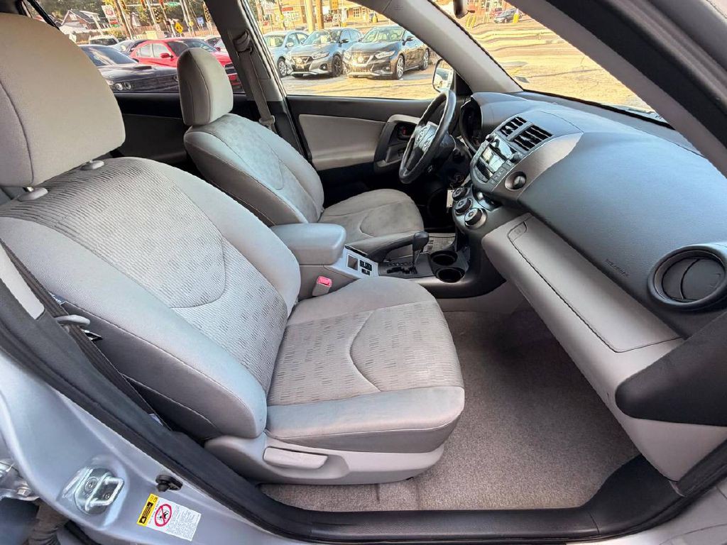 2009 Toyota Rav4 Image 11
