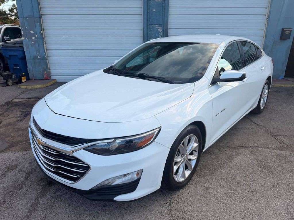 2019 Chevrolet Malibu Image 3