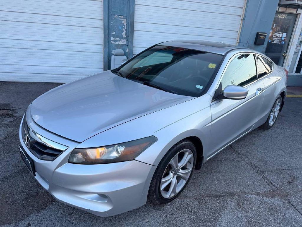 2011 Honda Accord Image 3