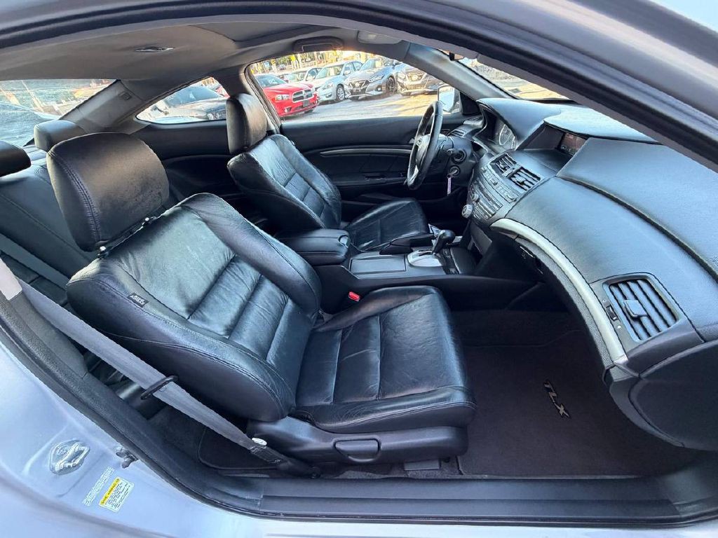 2011 Honda Accord Image 11