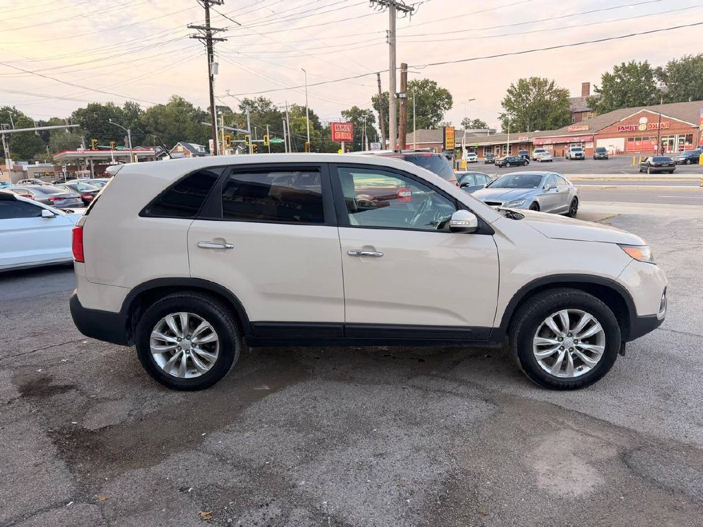 2011 Kia Sorento Image 4