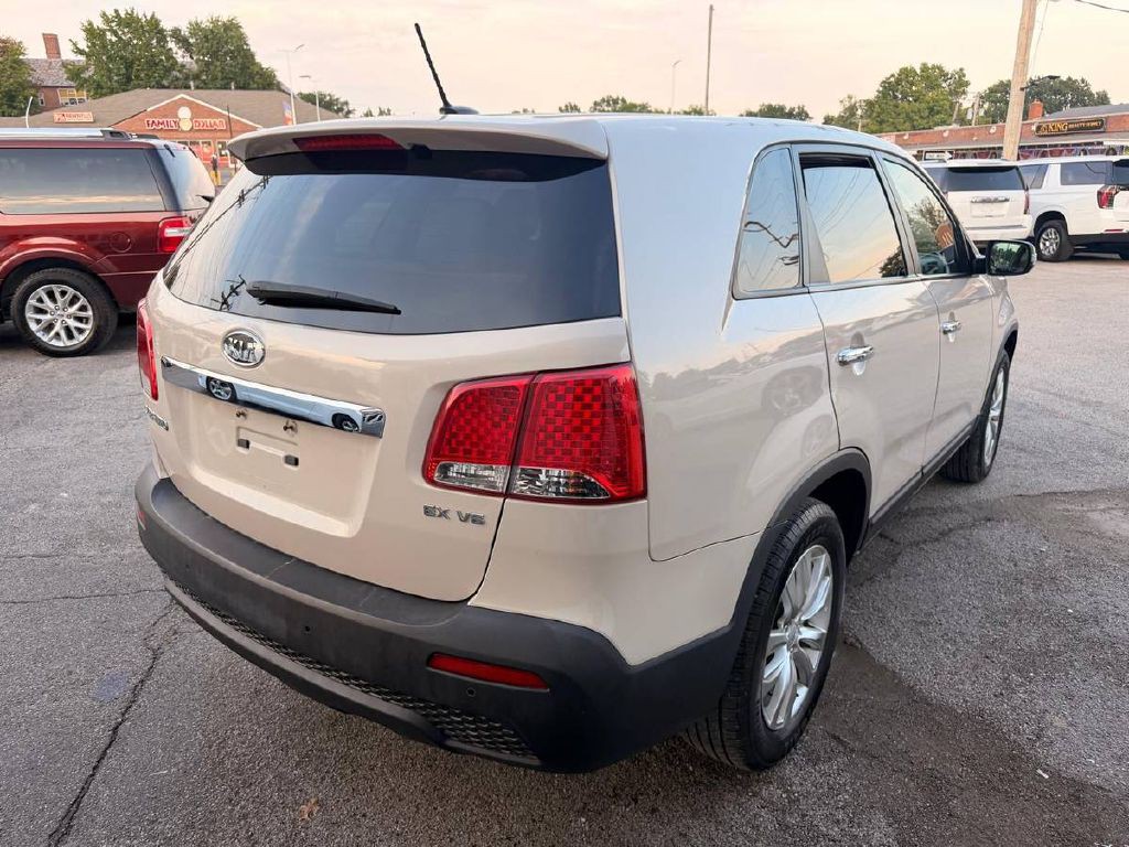 2011 Kia Sorento Image 6