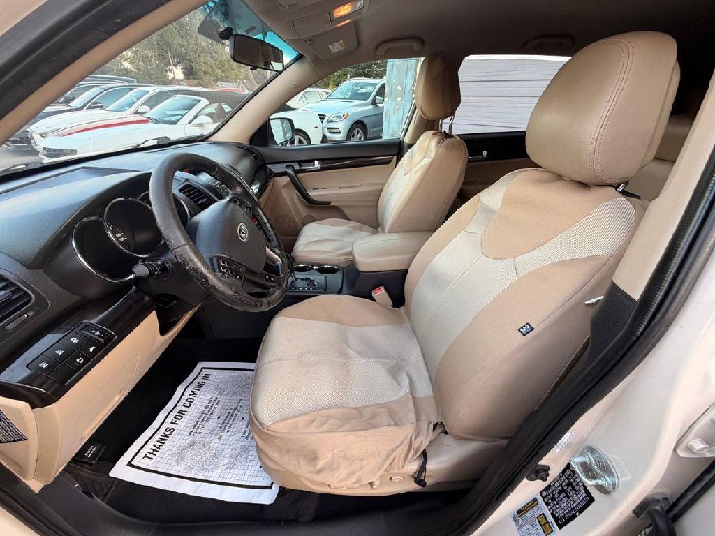 2011 Kia Sorento Image 9