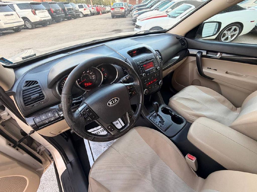 2011 Kia Sorento Image 10