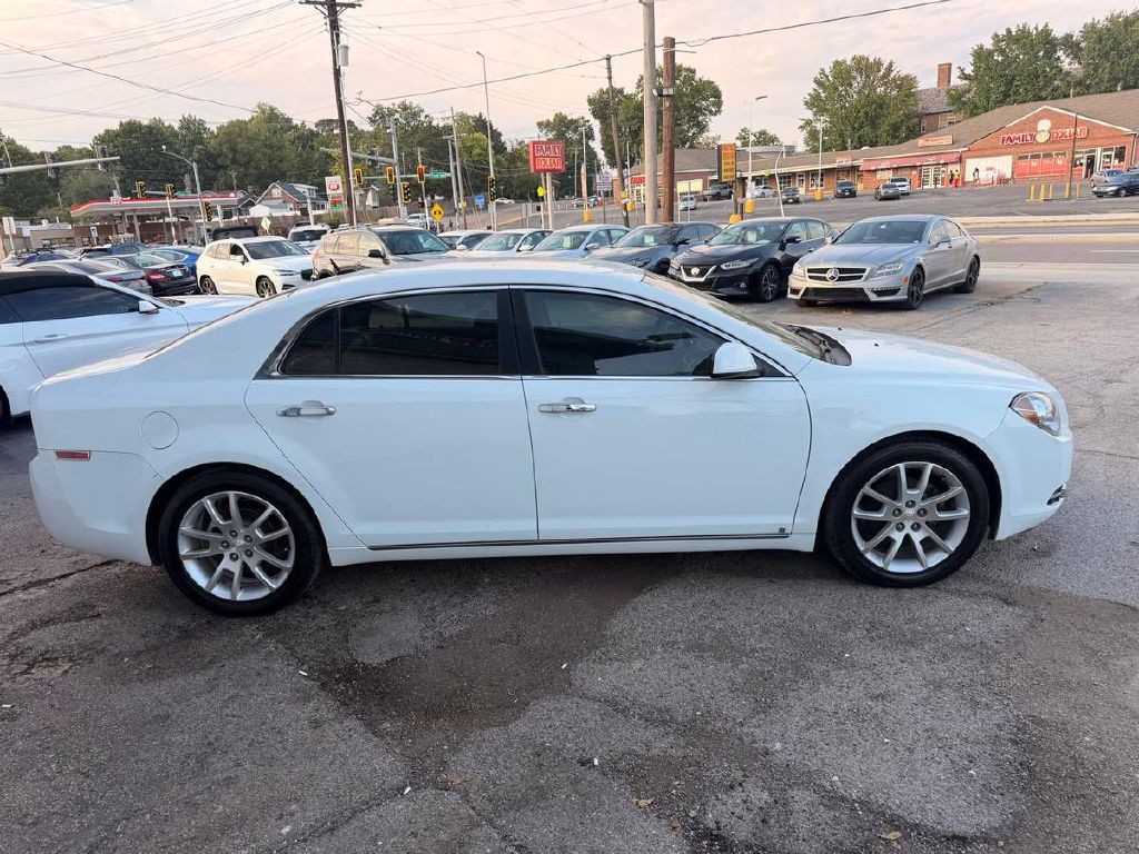 2009 Chevrolet Malibu Image 4