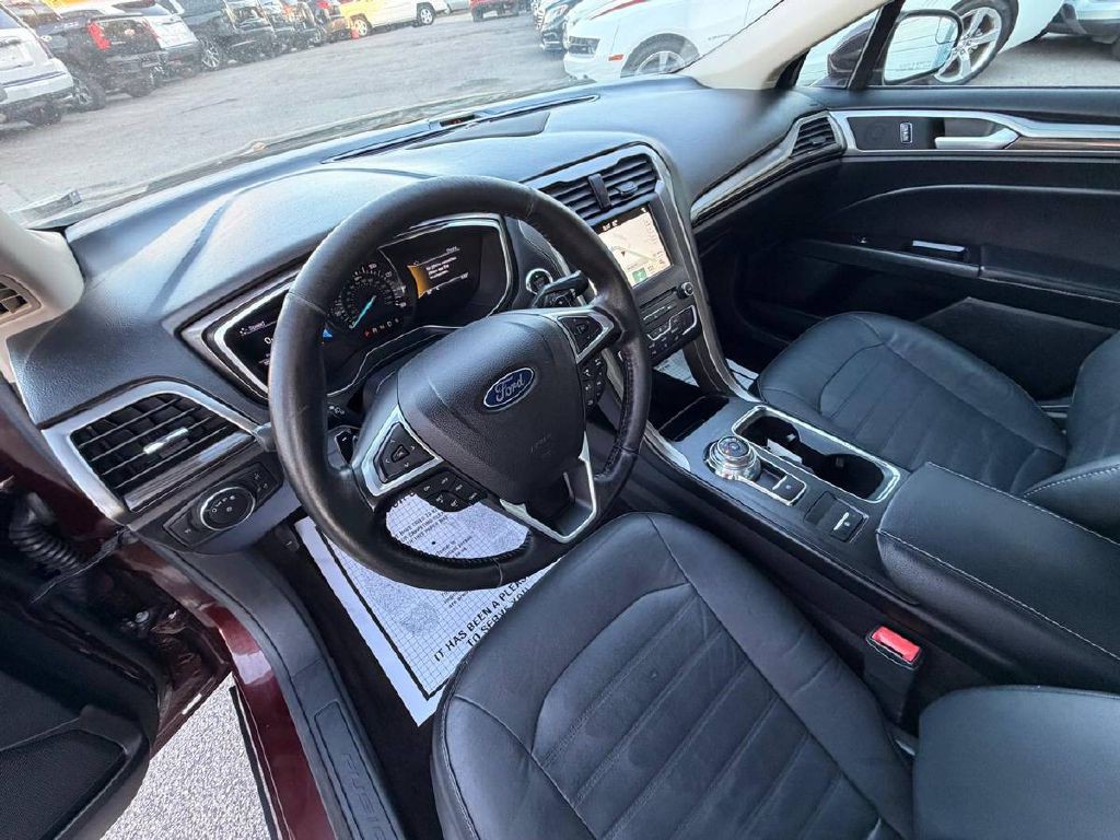 2017 Ford Fusion Image 10