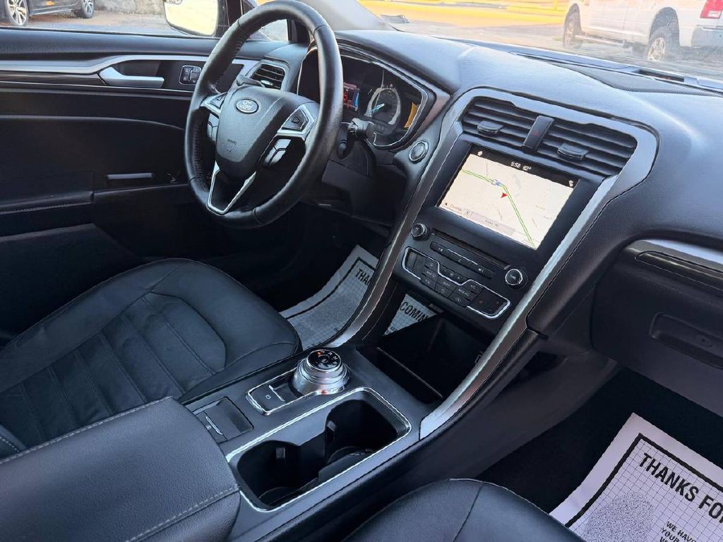2017 Ford Fusion Image 13
