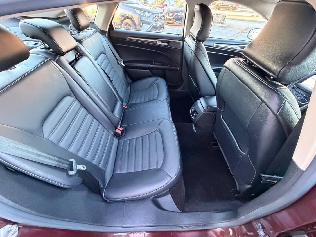 2017 Ford Fusion Image 14